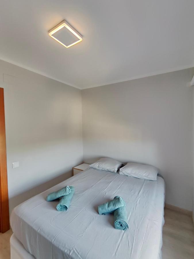 Family Apartment Besos Sant Adria de Besos Buitenkant foto